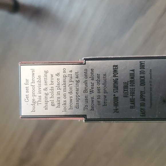 Benefit 24-hr Brow Setter - Picture 5 of 6